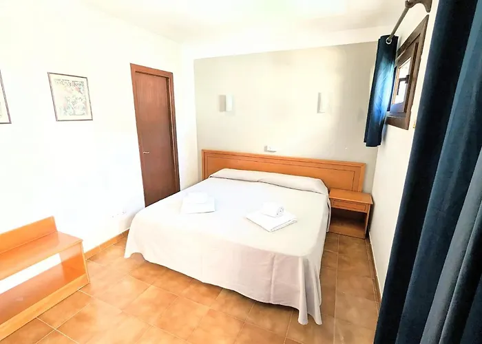 Don Carlos 3* Peguera