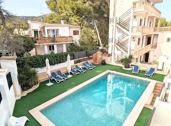 Don Carlos باغيرا